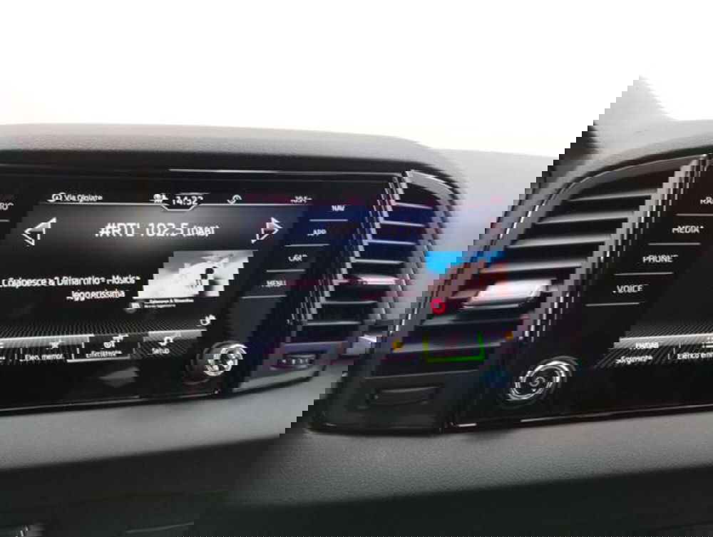 Skoda Karoq usata a Como (12)