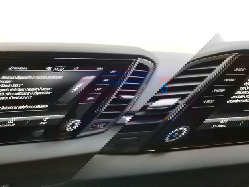 Skoda Karoq usata a Como (13)