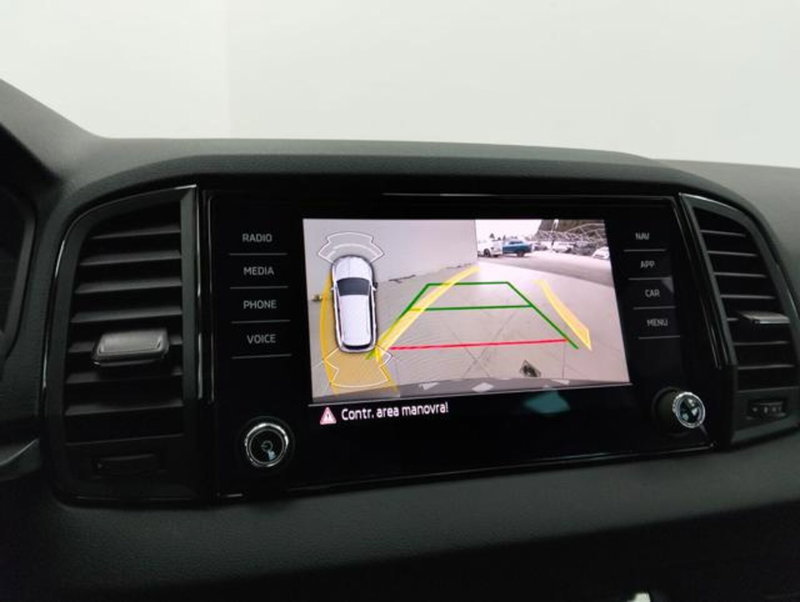 Skoda Karoq usata a Como (16)