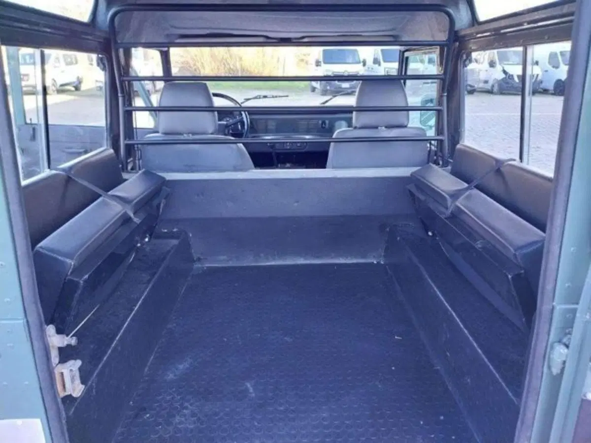 Land Rover Defender usata a Firenze (9)