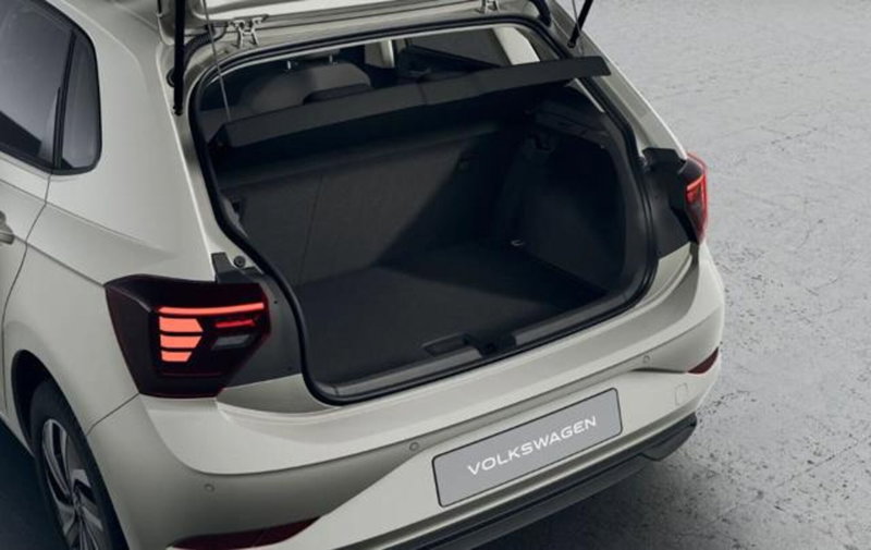 Volkswagen Polo nuova a Milano (10)