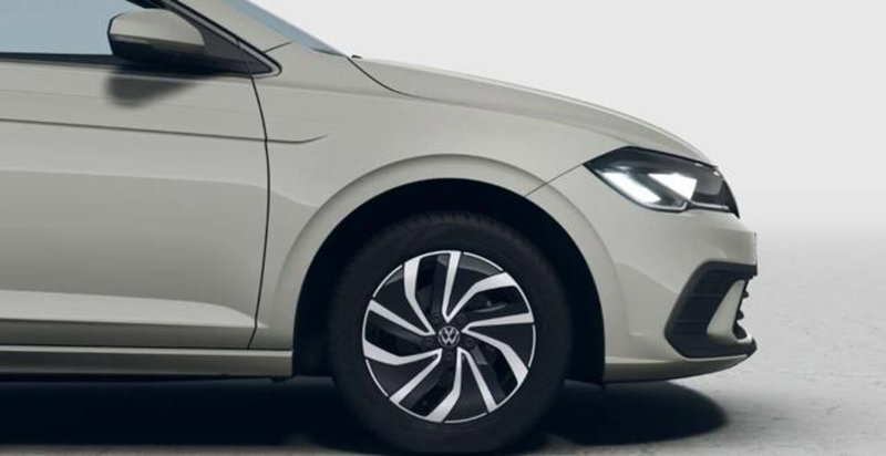 Volkswagen Polo nuova a Milano (11)