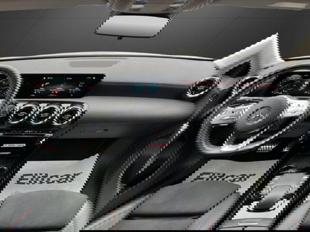 Mercedes-Benz Classe A Sedan usata a Milano (14)