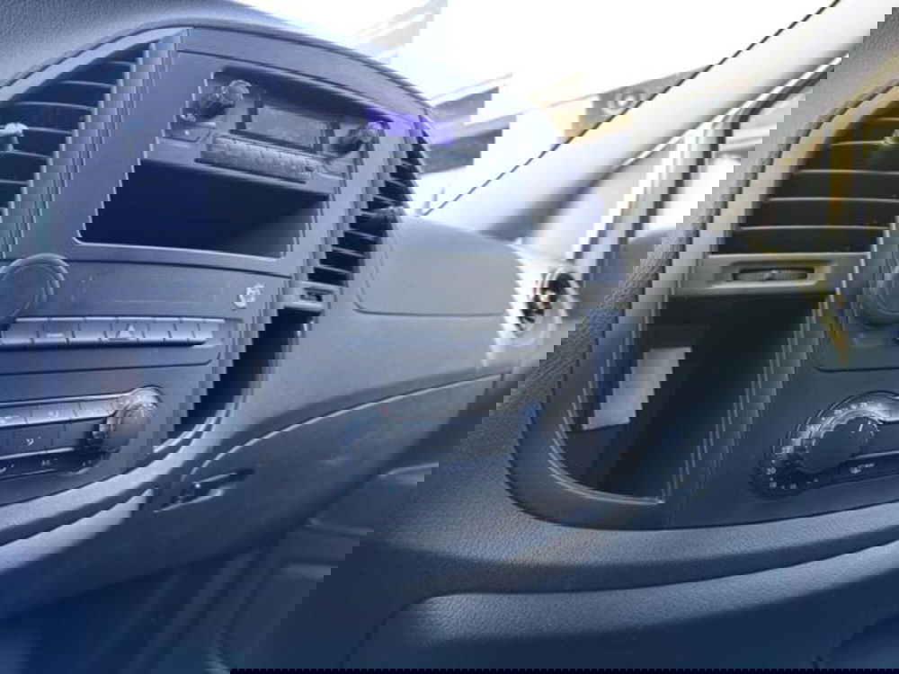 Mercedes-Benz Classe eVito Furgone usata a Milano (11)