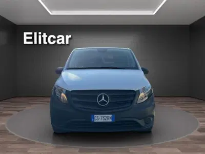 Mercedes-Benz Classe eVito Furgone 111 Furgone Long del 2021 usata a Magenta