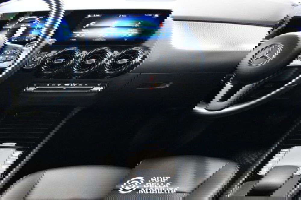 Mercedes-Benz GLA SUV usata a Perugia (11)