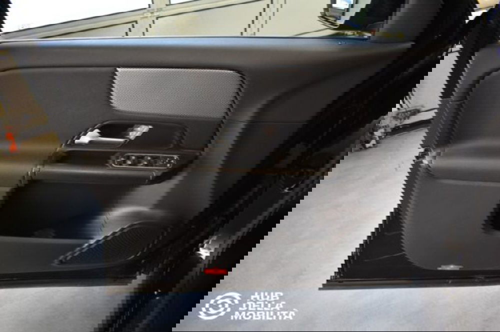 Mercedes-Benz GLA SUV usata a Perugia (7)