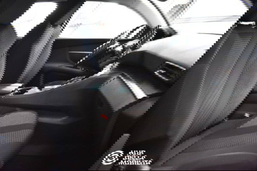 Peugeot 3008 usata a Perugia (19)