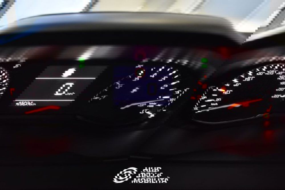 Peugeot 2008 usata a Perugia (8)