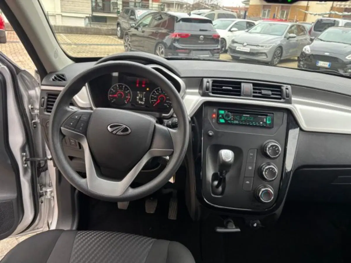 Mahindra KUV100 usata a Cuneo (10)