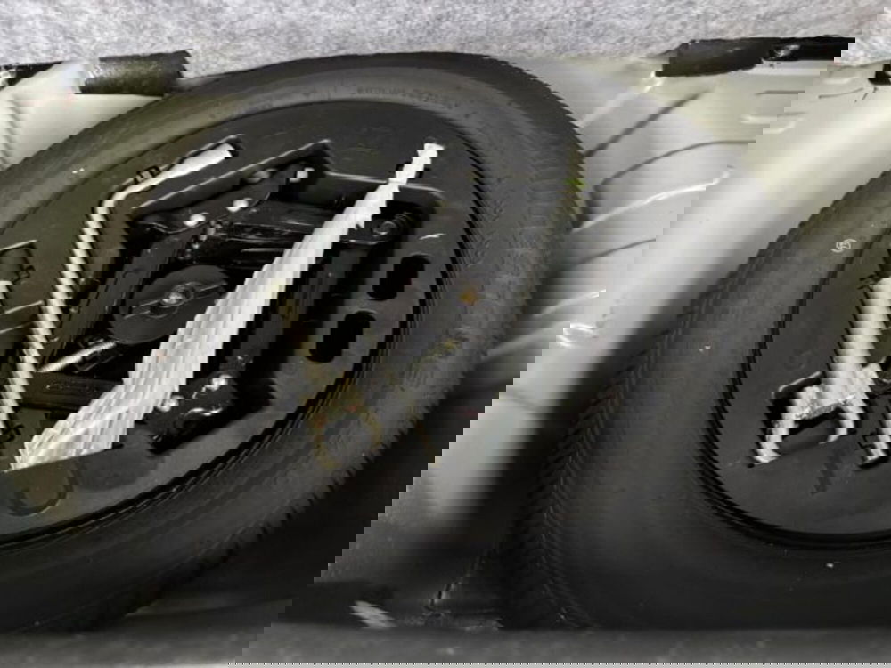 Mahindra KUV100 usata a Cuneo (8)