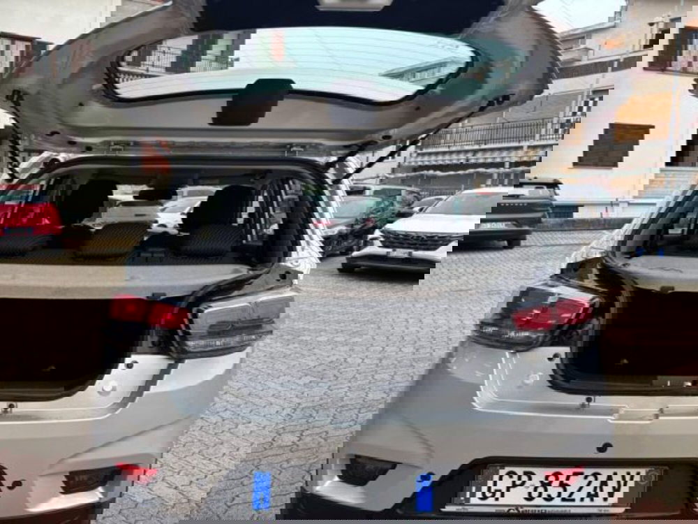 Mahindra KUV100 usata a Cuneo (9)