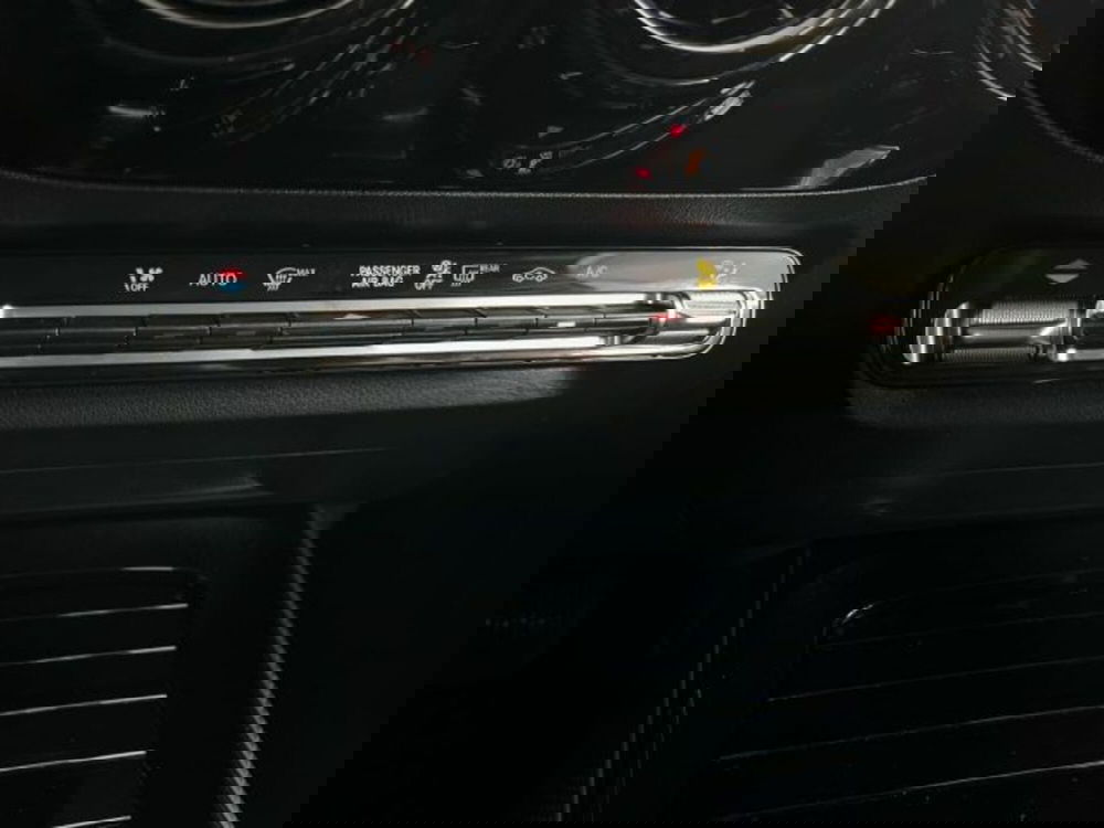 Mercedes-Benz GLA SUV usata a Verona (14)