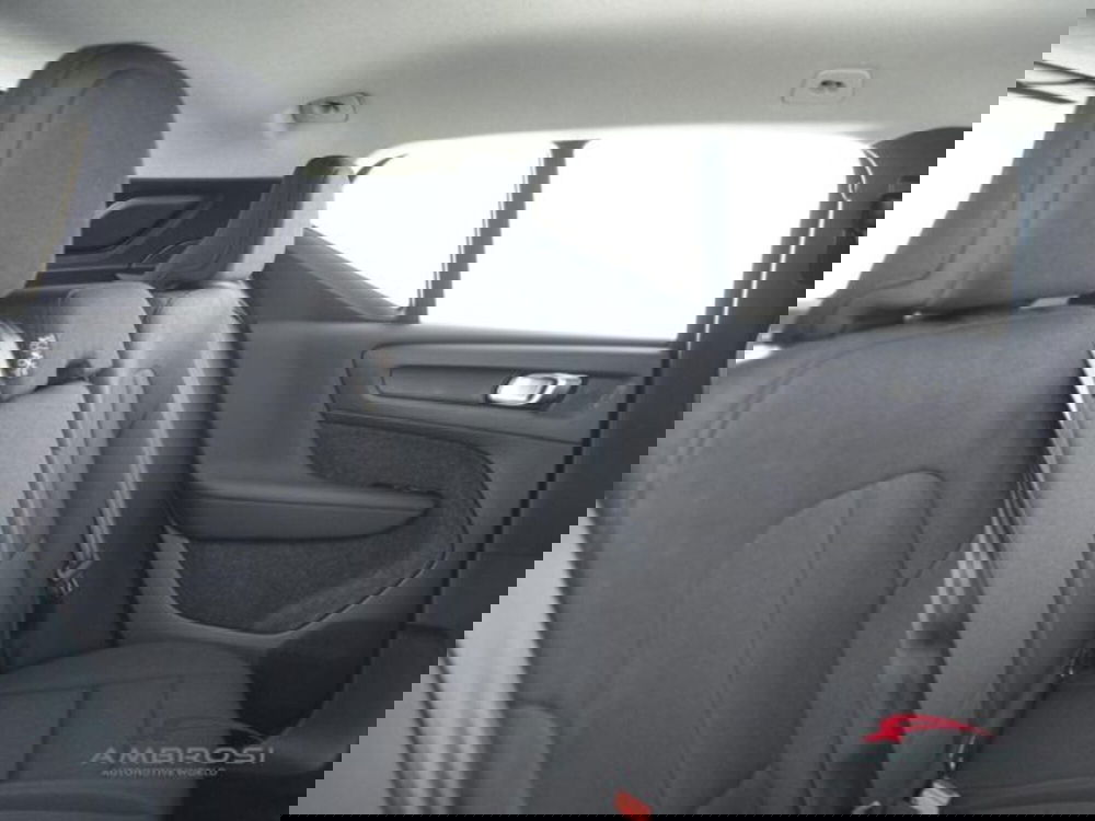 Volvo XC40 nuova a Perugia (11)