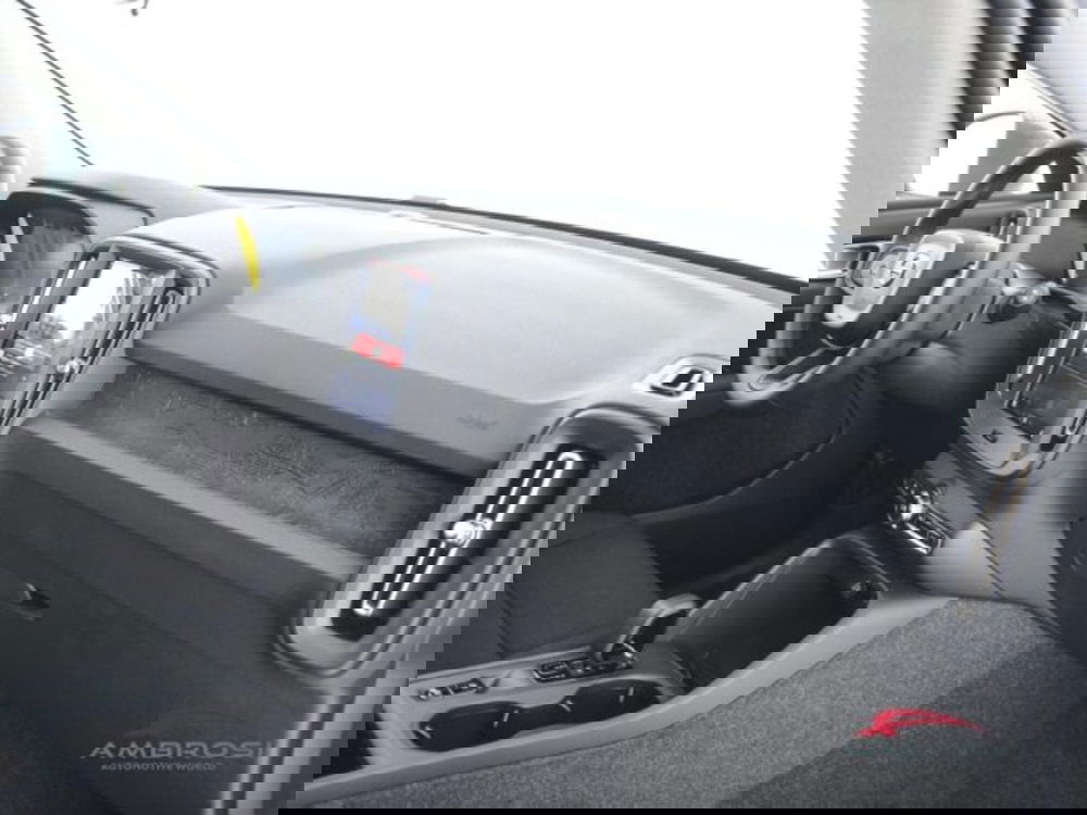 Volvo XC40 nuova a Perugia (12)