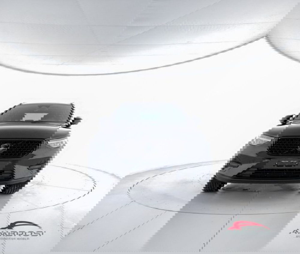 Volvo XC40 nuova a Perugia (5)