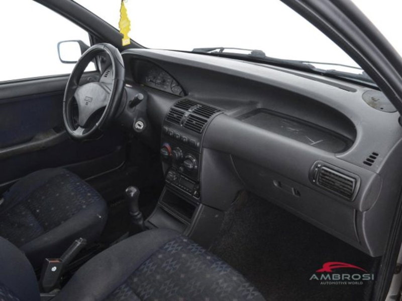 Fiat Punto usata a Perugia (12)