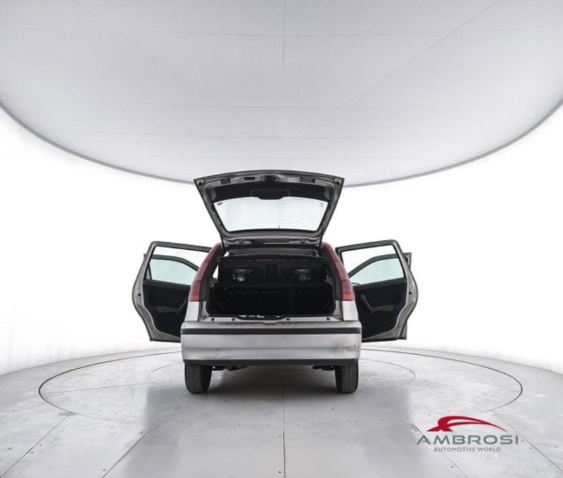 Fiat Punto usata a Perugia (7)