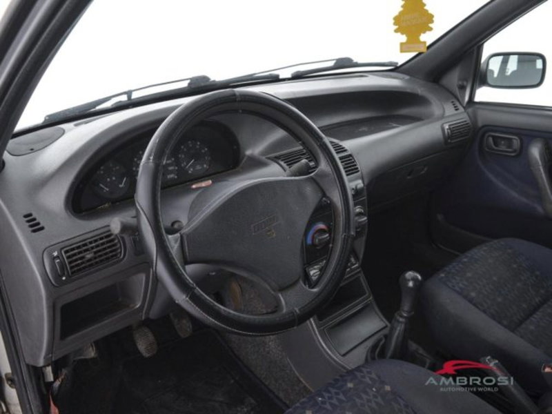 Fiat Punto usata a Perugia (8)