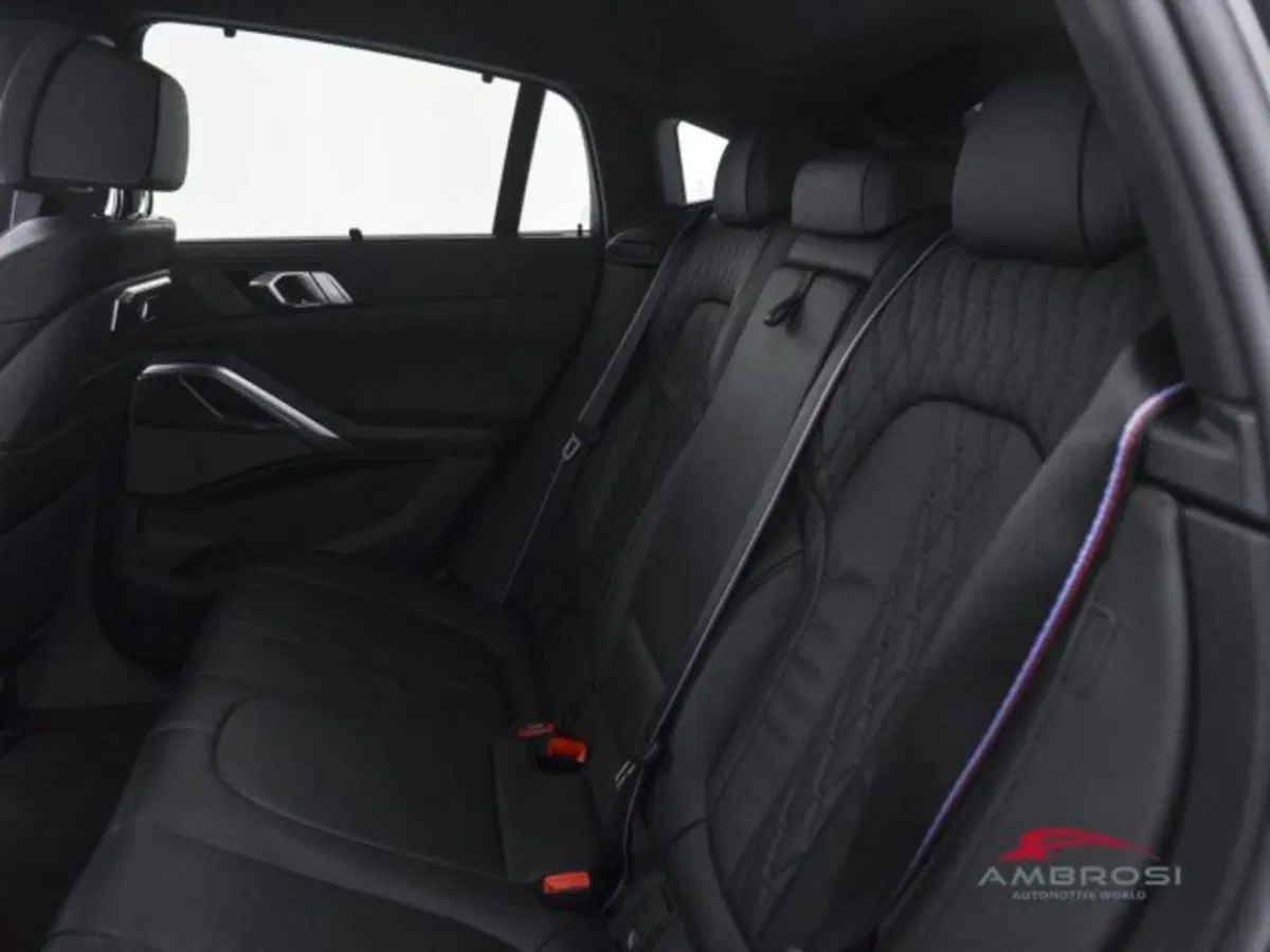 BMW X6 usata a Perugia (10)
