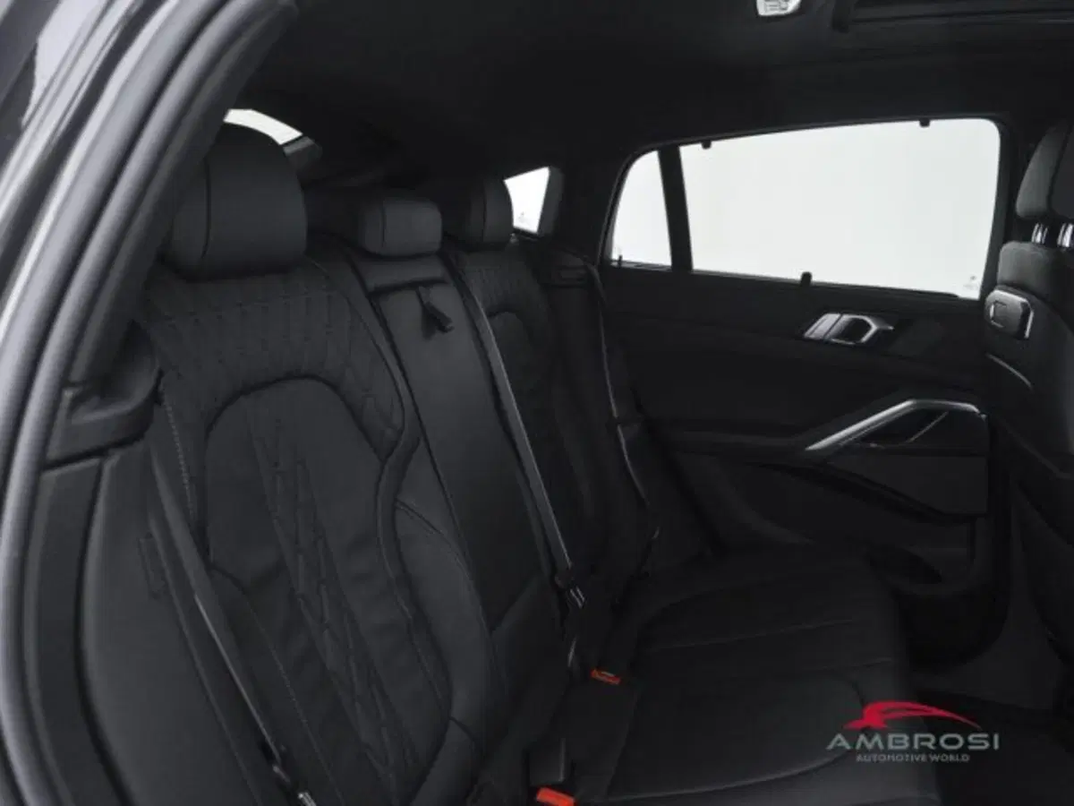 BMW X6 usata a Perugia (11)