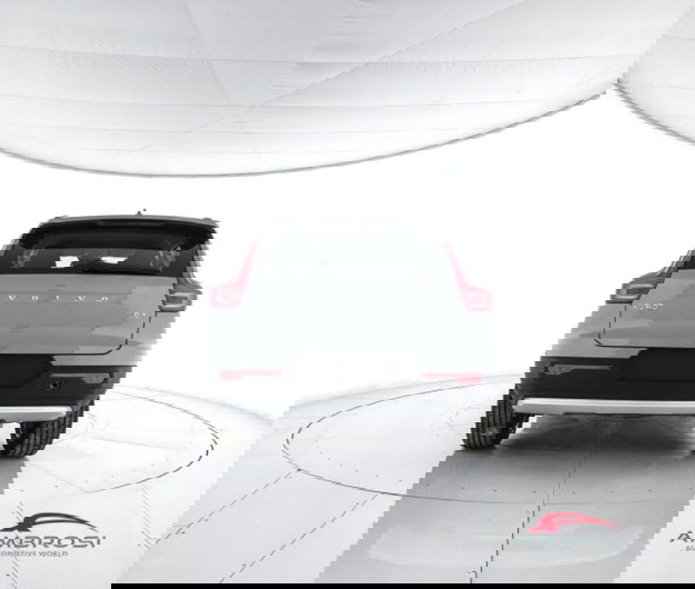 Volvo XC40 nuova a Perugia (6)