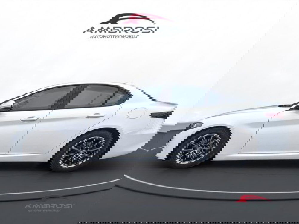 Alfa Romeo Giulia usata a Perugia (6)