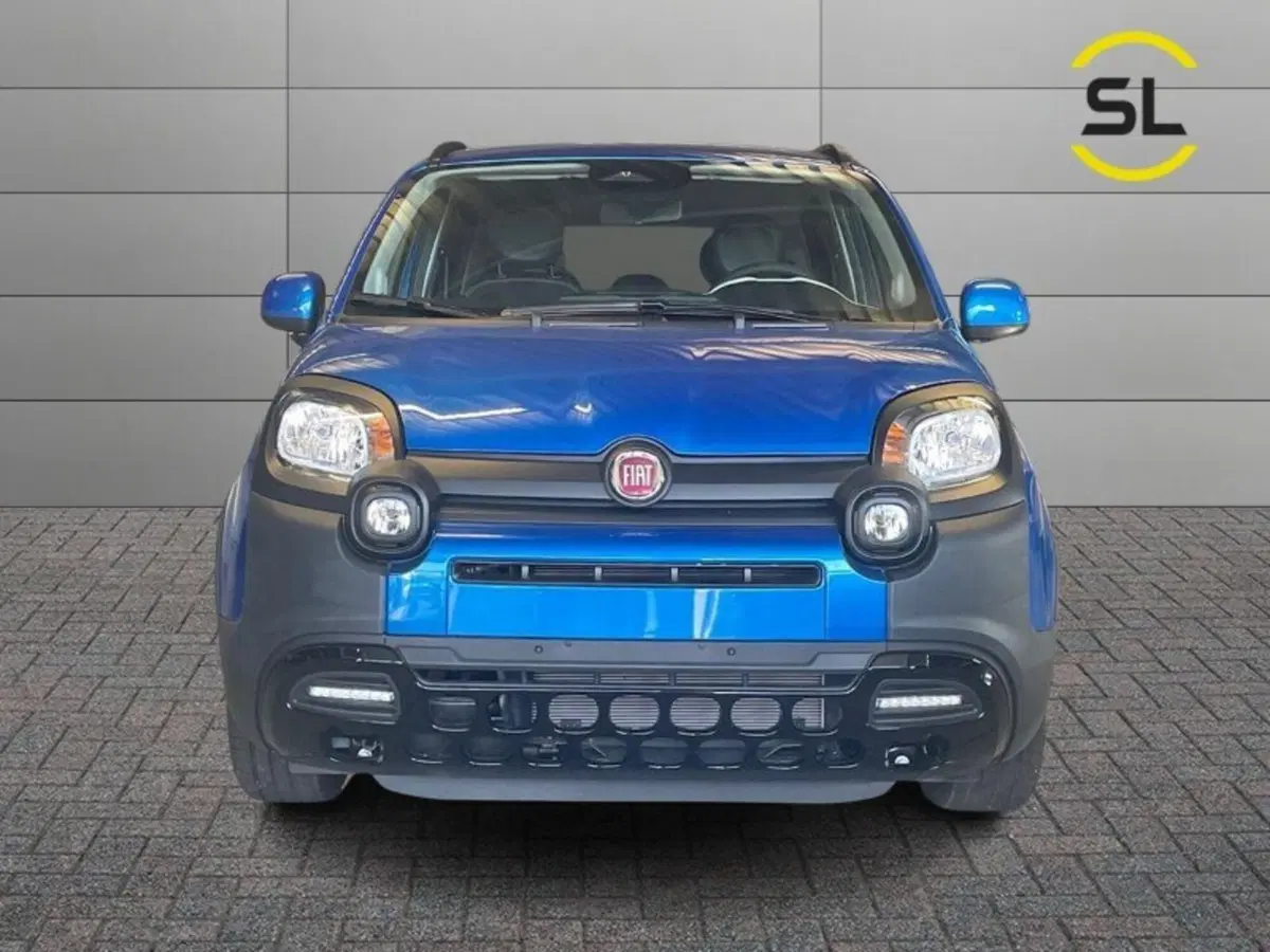 Fiat Panda Cross nuova a Lecco (2)
