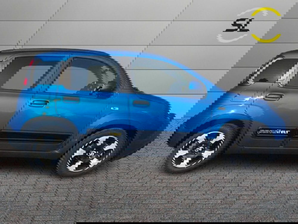 Fiat Panda Cross nuova a Lecco (3)