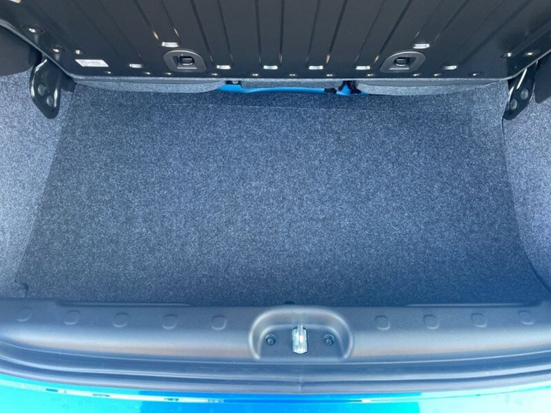 Fiat Panda Cross nuova a Lecco (6)