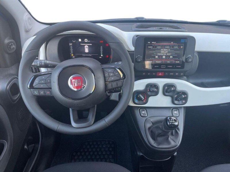Fiat Panda Cross nuova a Lecco (8)