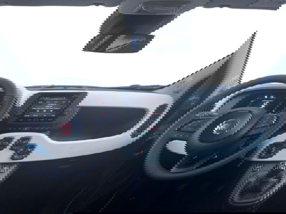 Fiat Panda Cross nuova a Lecco (9)