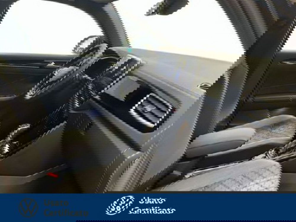 Volkswagen T-Roc nuova a Vicenza (6)