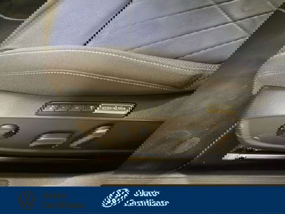 Volkswagen Golf Variant usata a Vicenza (14)