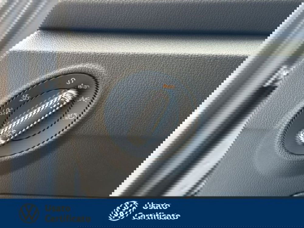 Volkswagen T-Roc usata a Vicenza (14)