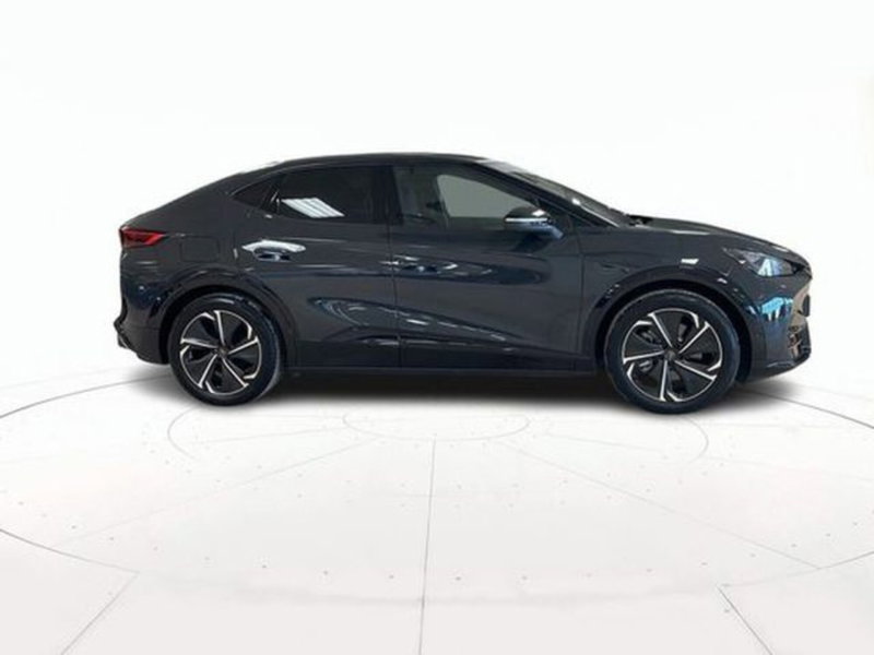 Cupra Tavascan nuova a Vicenza (3)