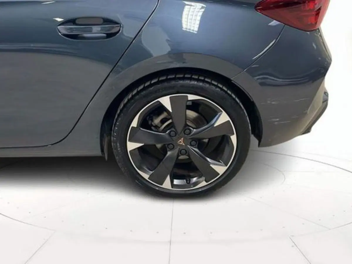Cupra Leon usata a Vicenza (18)