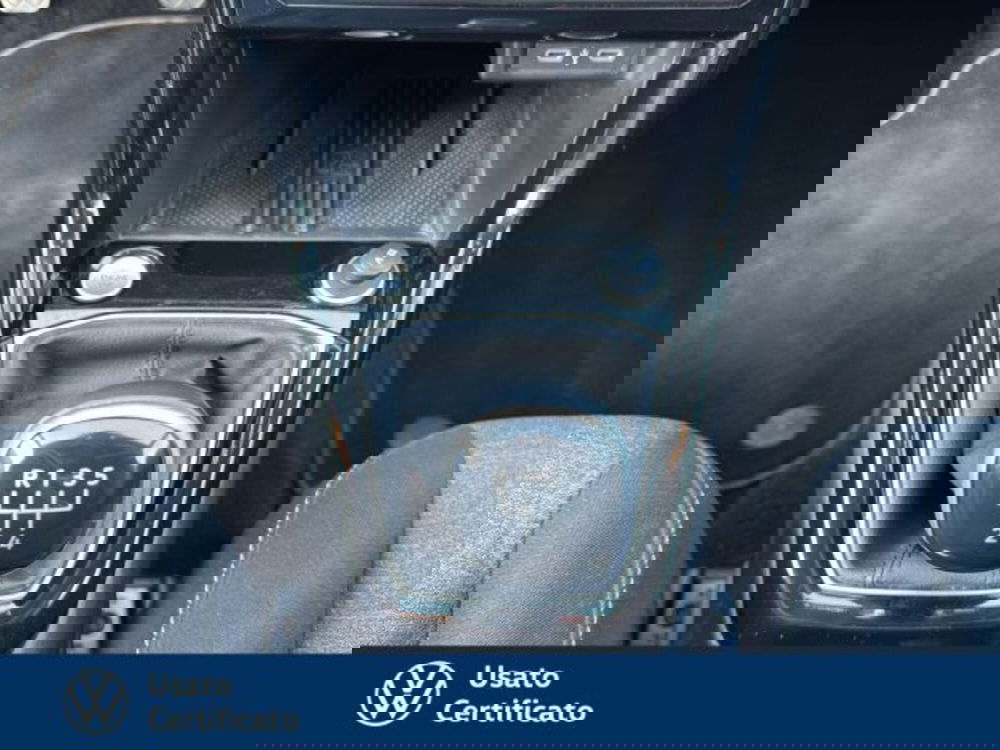 Volkswagen T-Cross usata a Vicenza (18)