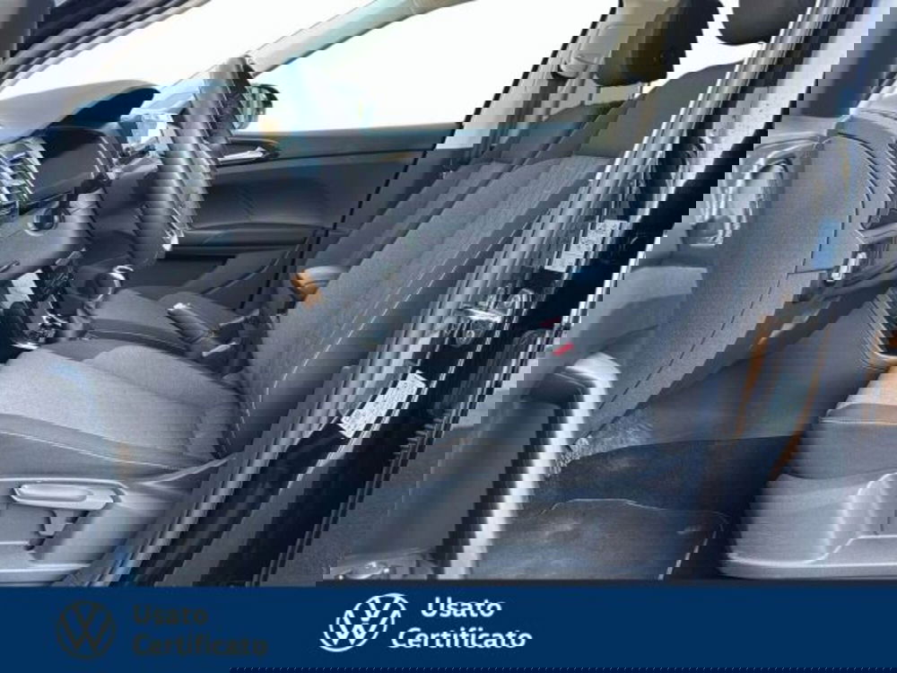 Volkswagen T-Cross usata a Vicenza (8)