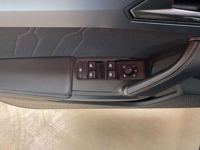 Cupra Leon usata a Vicenza (18)