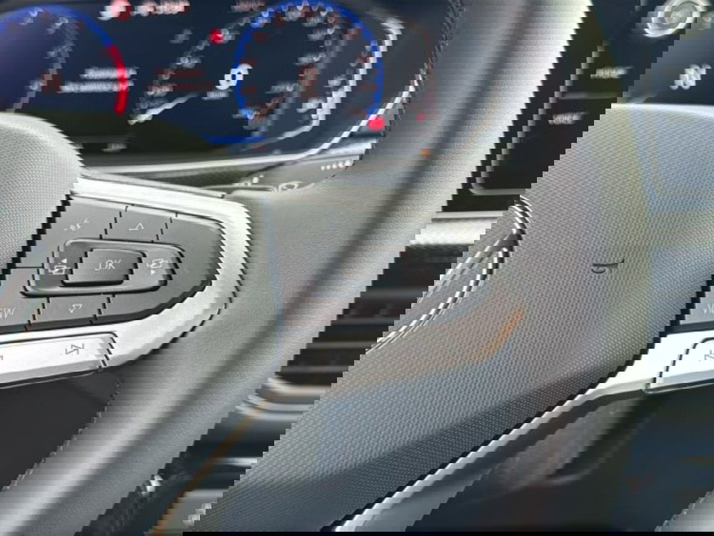 Volkswagen T-Cross nuova a Vicenza (20)