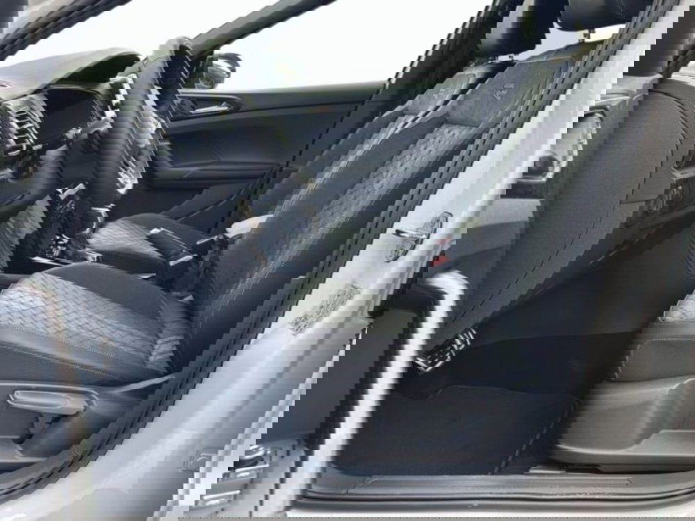 Volkswagen T-Cross nuova a Vicenza (9)