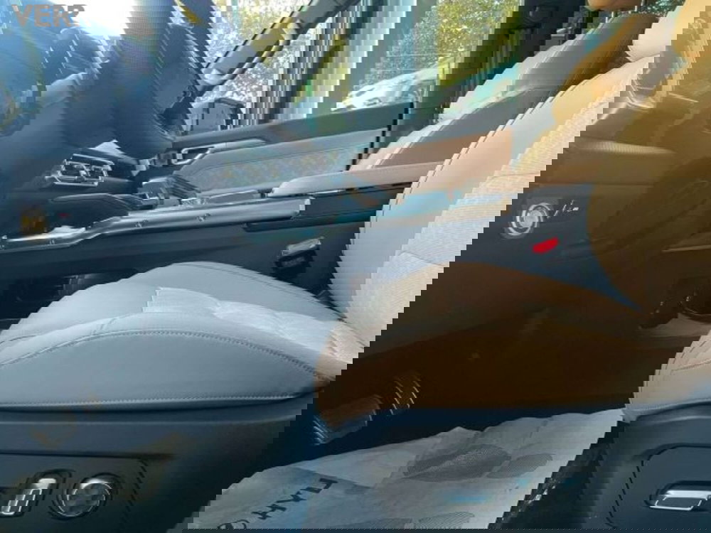 ICH-X K3 nuova a Milano (11)