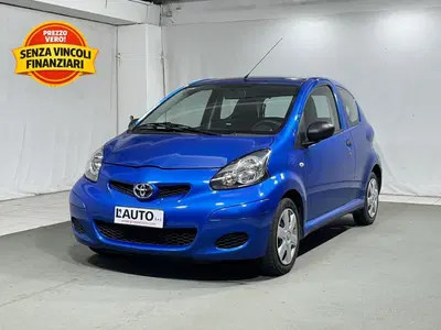 Toyota Aygo 1.0 12V VVT-i 3 porte del 2012 usata a Montagna in Valtellina