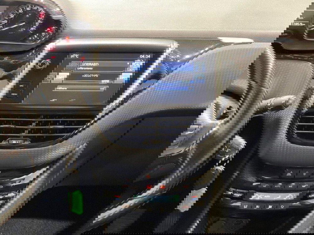 Peugeot 208 usata a Sondrio (13)