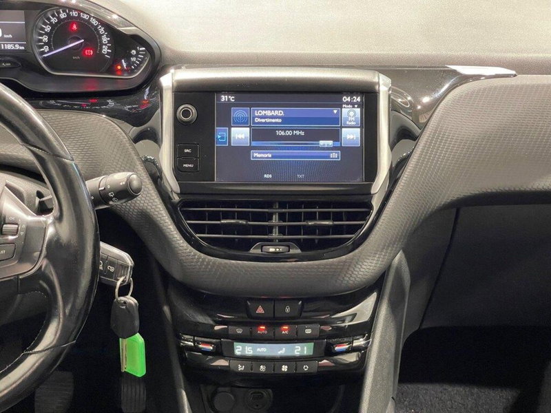 Peugeot 208 usata a Sondrio (13)