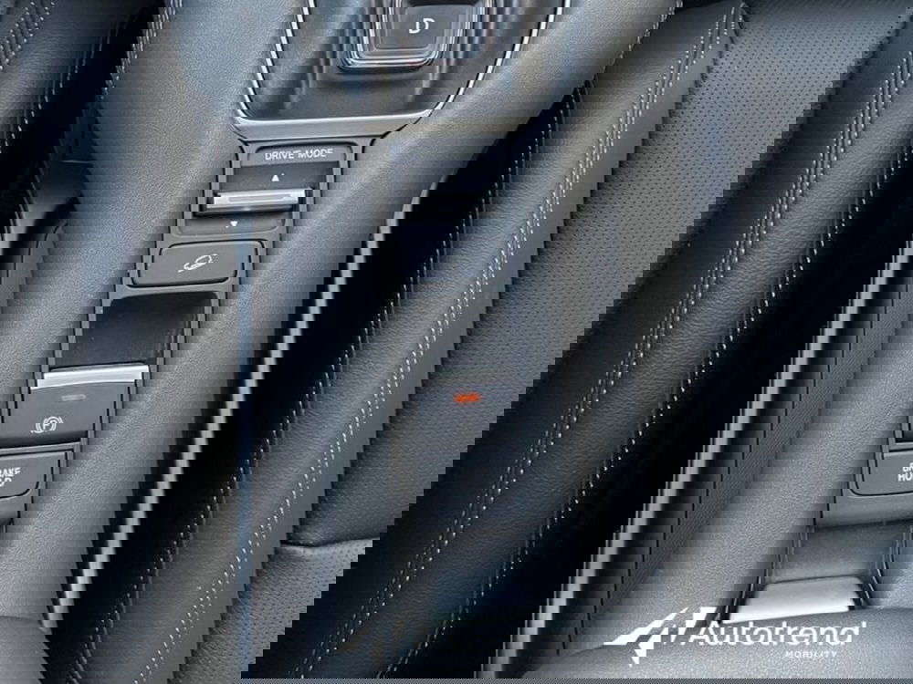 Honda ZR-V usata a Lecce (16)