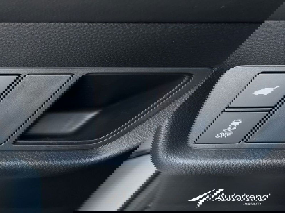 Honda ZR-V usata a Lecce (19)