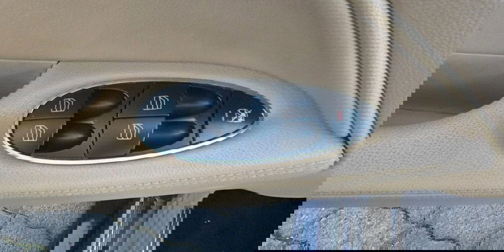 Mercedes-Benz CLS usata a Cosenza (11)