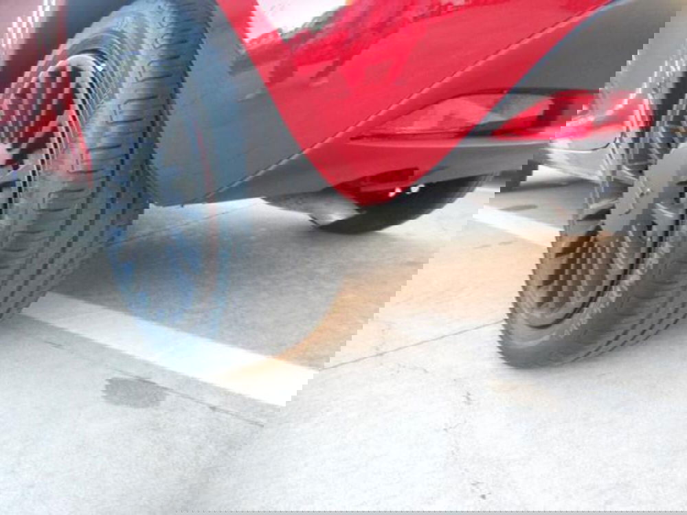 Lancia Ypsilon usata a Pisa (17)